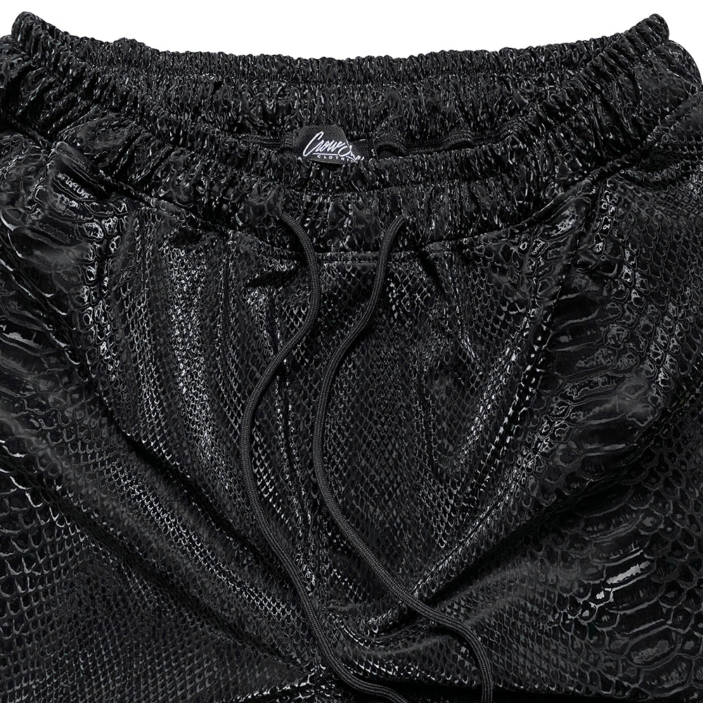 Black Mamba Short